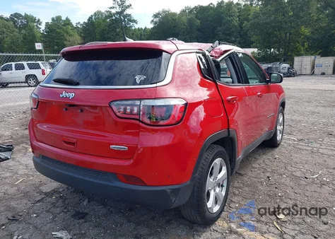 2019 Jeep Compass Latitude Fwd z USA, uszkodzony, nr VIN 3C4NJCBB2KT652076